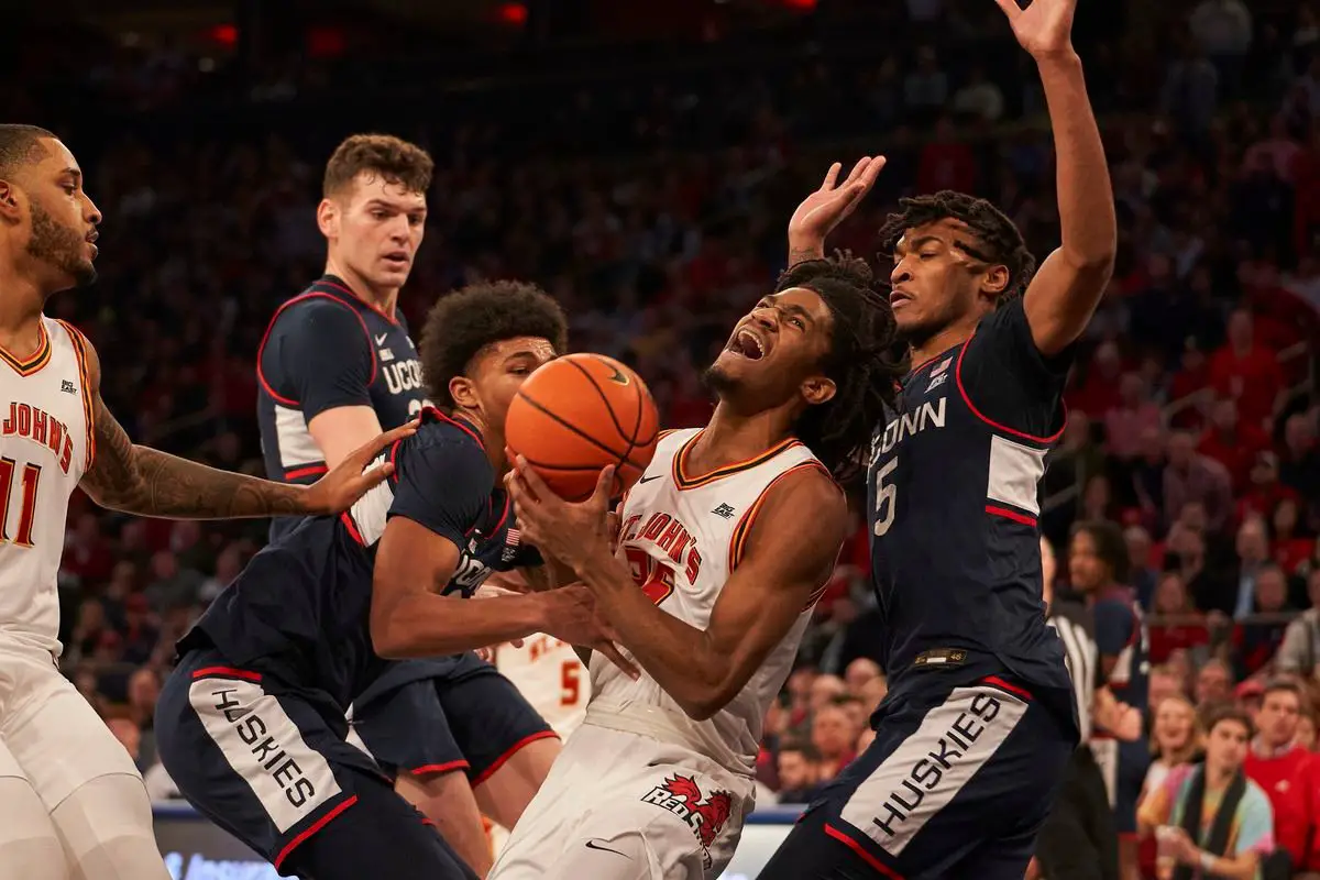 UConn Huskies vs St. John's Red Storm: Men's Basketball Stats