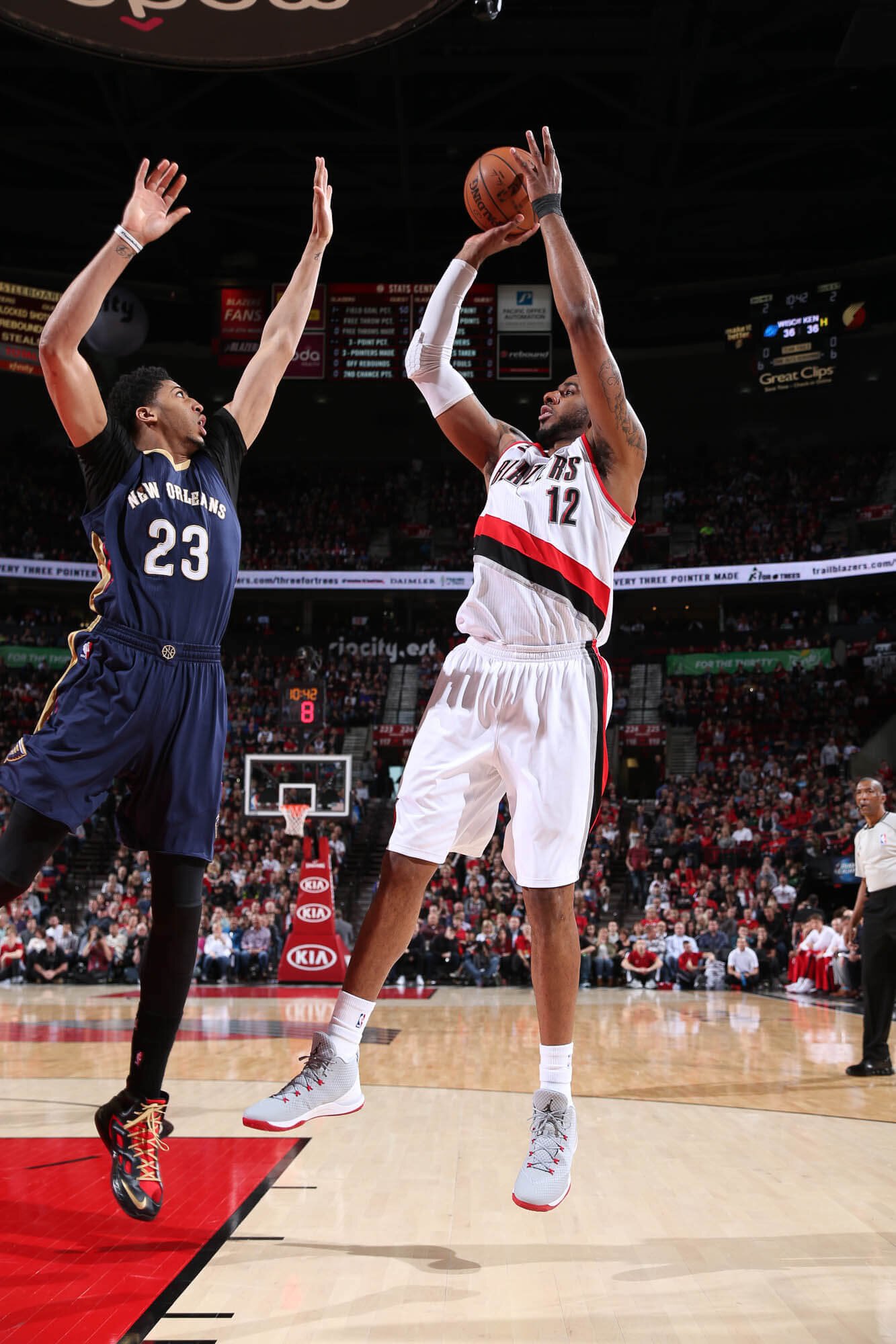 LaMarcus Aldridge - Life History