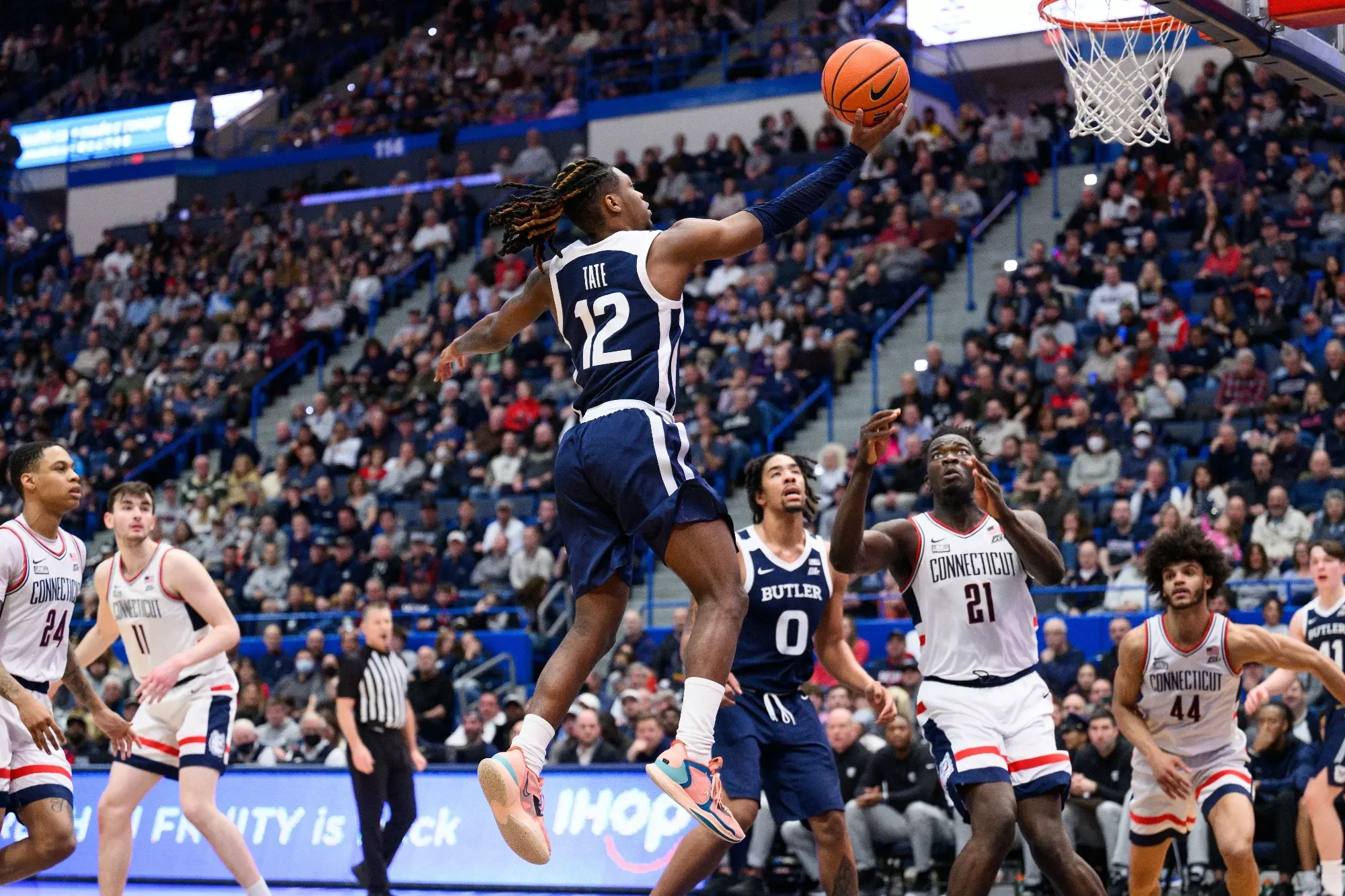 Butler Bulldogs vs UConn Huskies: Men's Basketball Player Stats