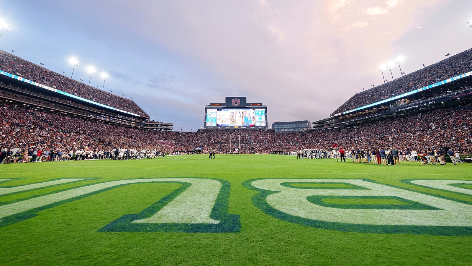 Auburn Football Stadium: Features and Visitor Information