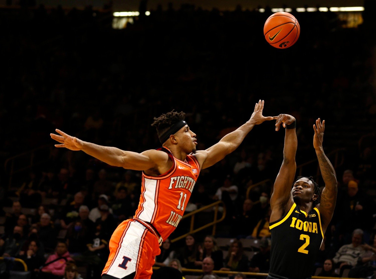 Illinois Fighting Illini vs Iowa Hawkeyes: Men's Basketball Stats