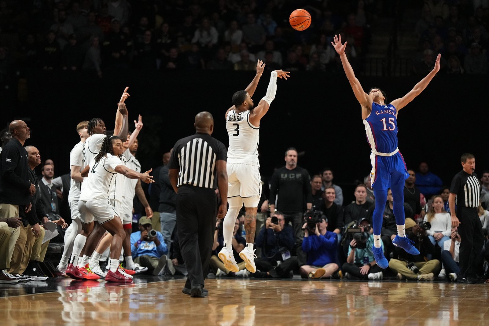 Kansas Jayhawks vs UCF Knights: Men's Basketball Stats