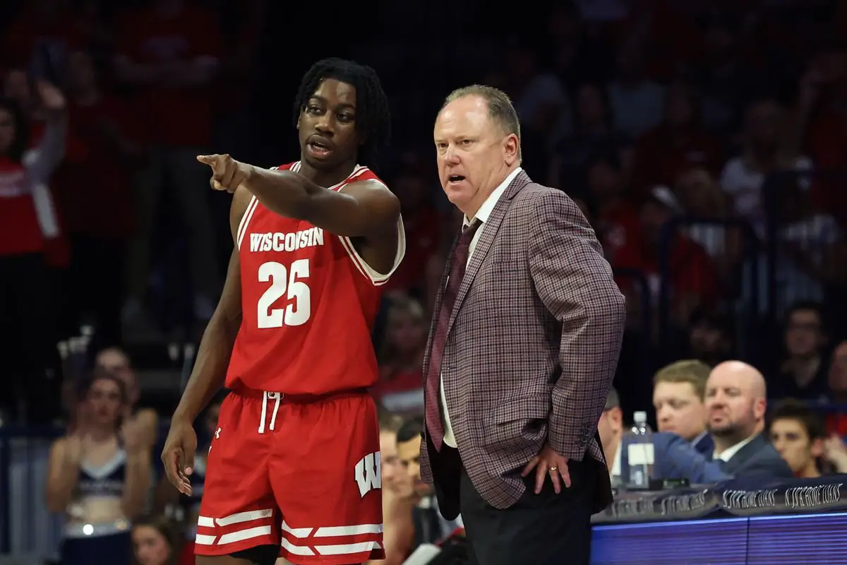 Wisconsin Badgers vs Iowa Hawkeyes: Men’s Basketball Stats