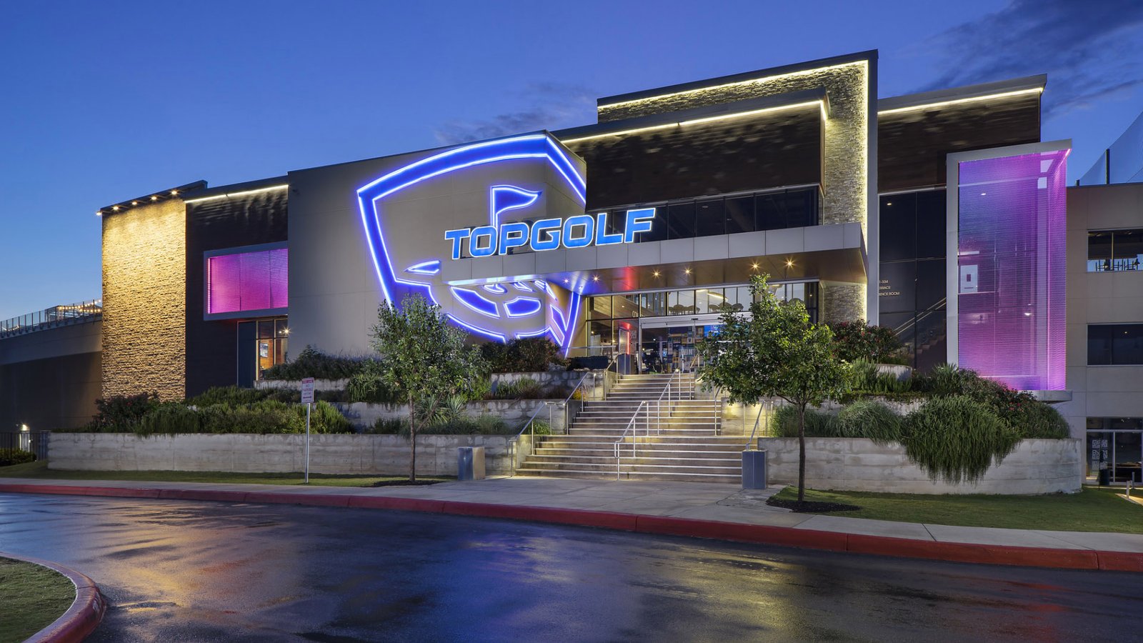 Top Golf San Antonio: A Premier Entertainment Destination