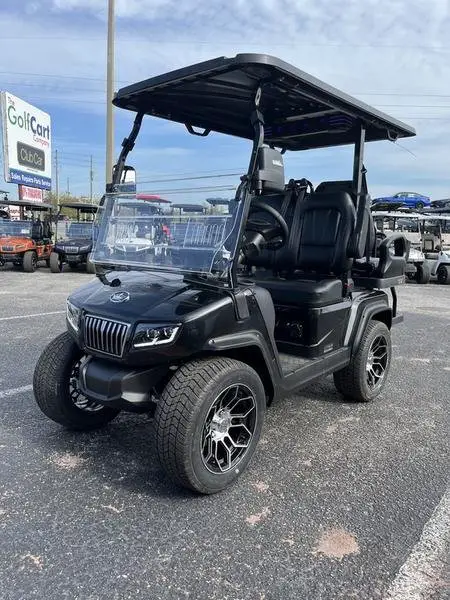 Evolution Golf Carts: Innovation and Style in Golf Transportation