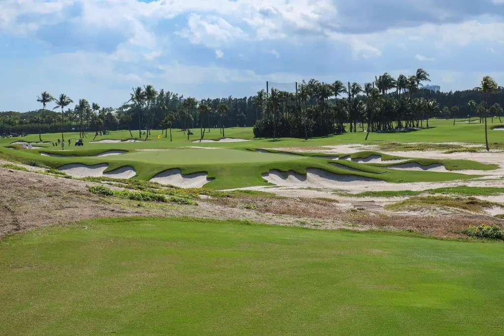 Citrus Farms Golf Club: Scenic Play in Florida