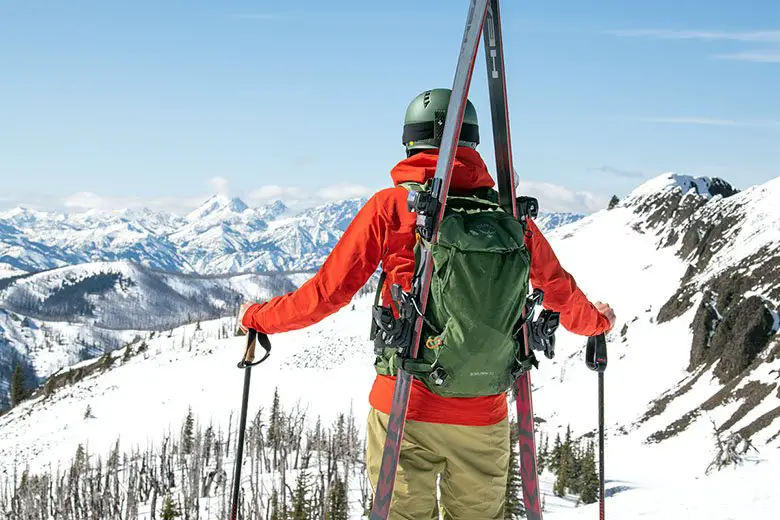Snowboarding Backpack: Top Picks for Carrying Gear