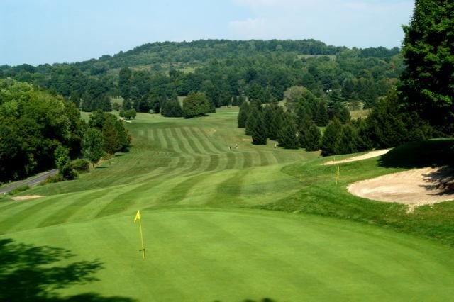 Sunken Meadow Golf Course: Scenic Views and Great Play