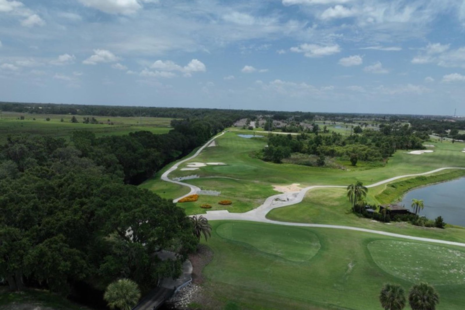 White Heron Golf Club: A Beautiful and Challenging Course