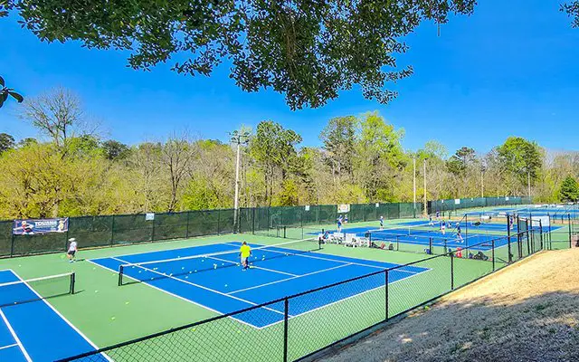 Sandy Springs Tennis Center: Facilities and Programs
