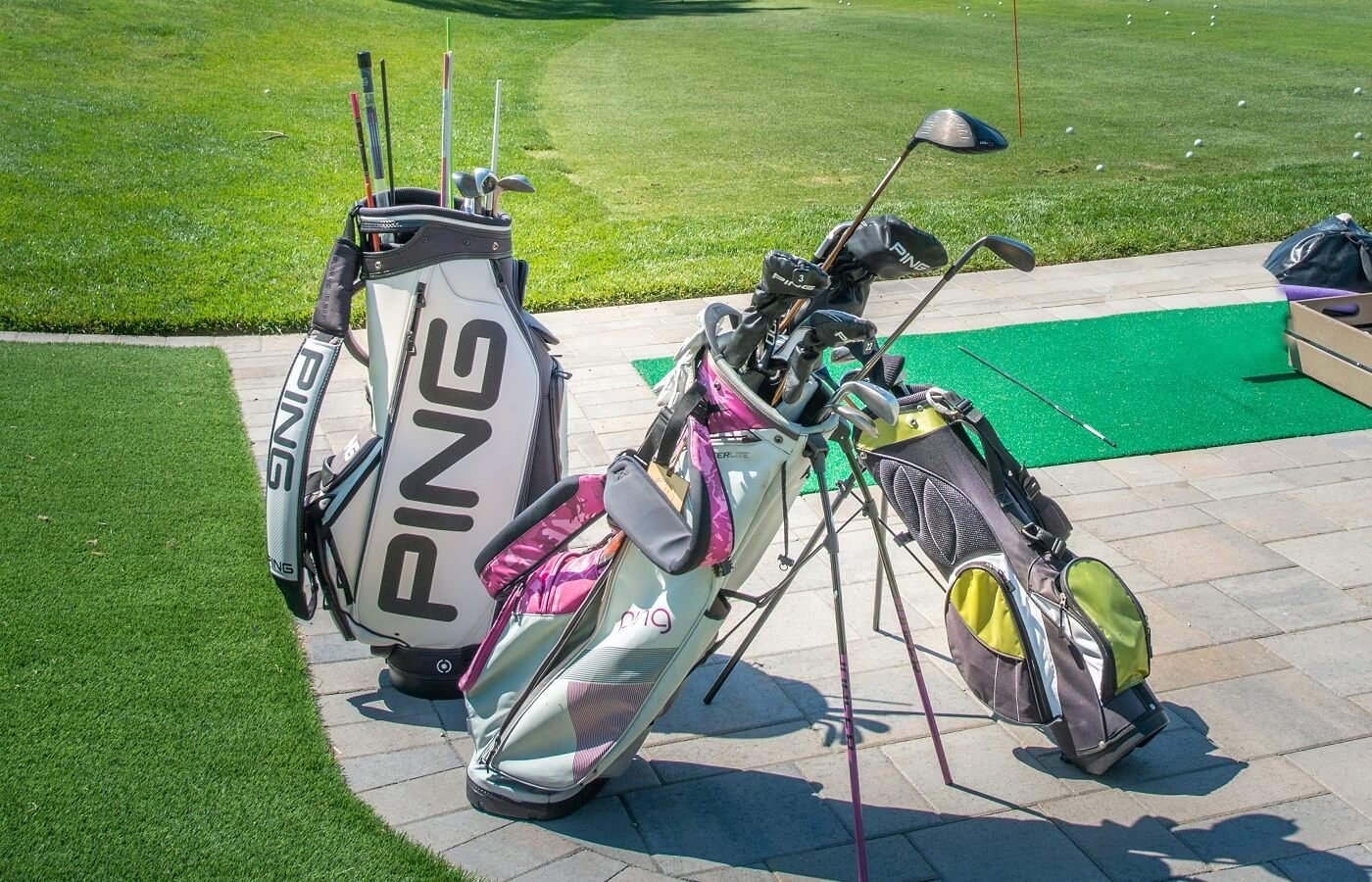 Best Women's Golf Bags: Stylish and Functional Options