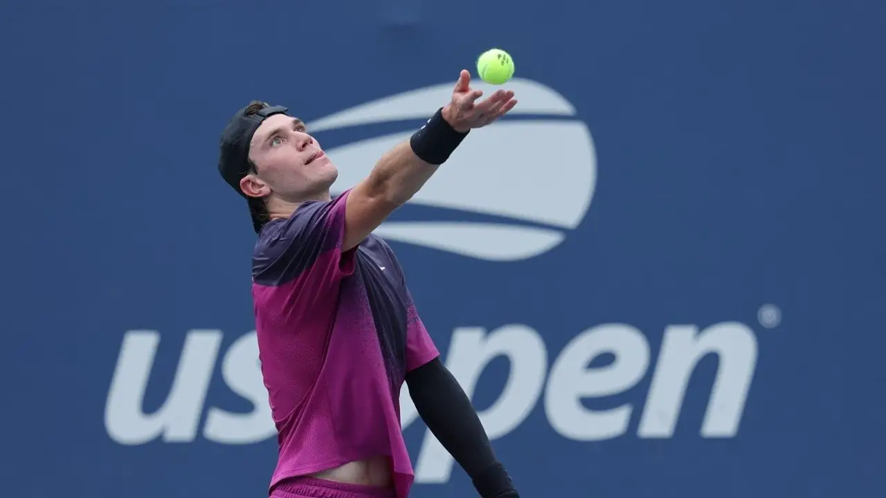 Diaz Acosta Tennis: Player Profile and Achievements