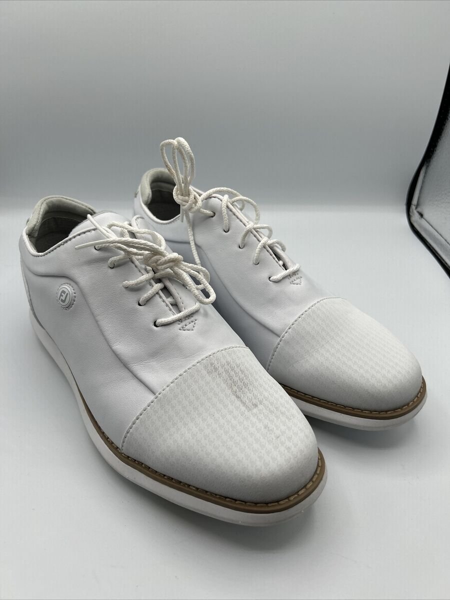 FootJoy Women's Golf Shoes: Style and Comfort on the Course